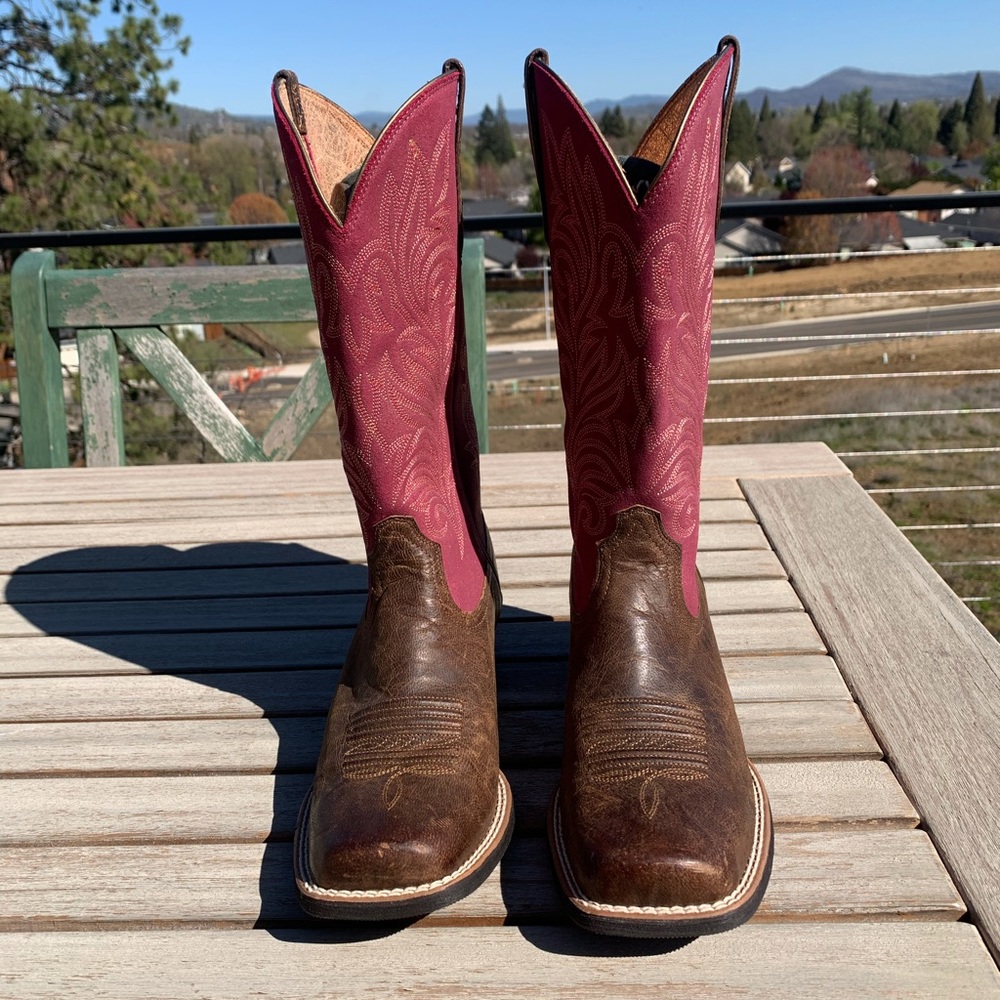 Women’s Ariat Boots Size 6 1/2